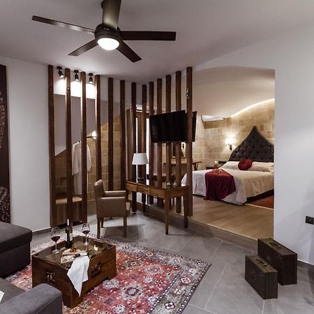 Utopia Luxury Suites - Old Town Rhodes City Exterior foto