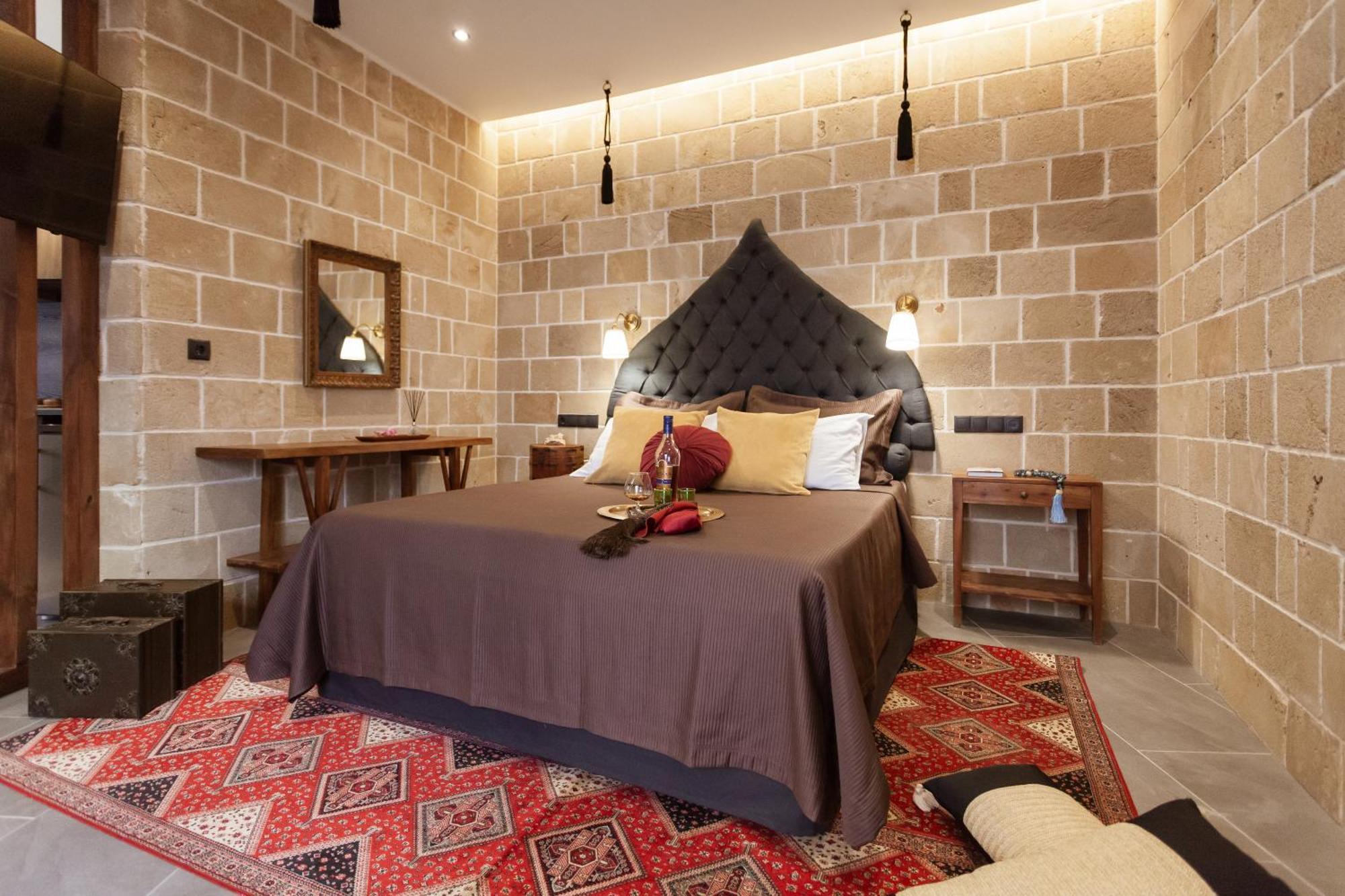 Utopia Luxury Suites - Old Town Rhodes City Exterior foto